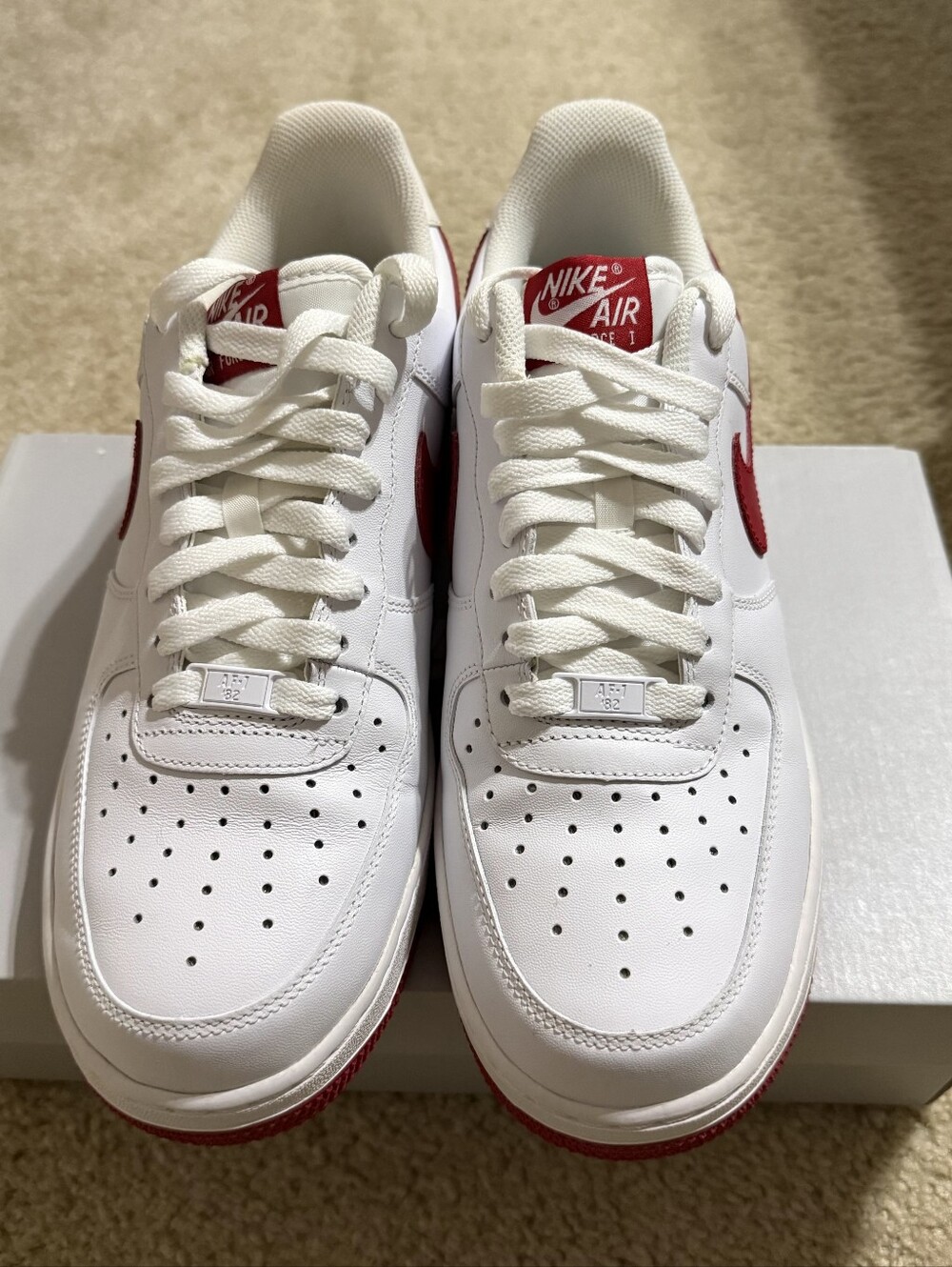 Nike Air Force 1 Low - White / Red